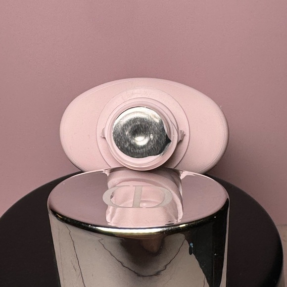 Dior - Miss Dior Rose Granita Exfoliating Body Shower Milk NWOB 75 ml/2.5 fl oz - Picture 3 of 3